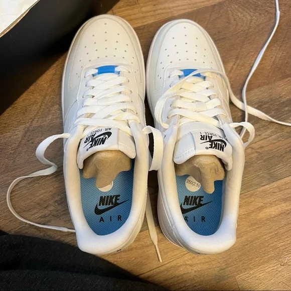 Color Changing AF1 - Picture 6 of 8